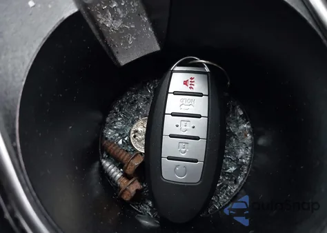 2017 Nissan Maxima 3.5 Platinum из США, поврежденный, VIN 1N4AA6AP2HC392902